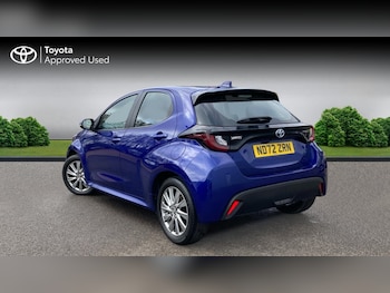Used Toyota Yaris 2023 for sale - 78225806: Photo