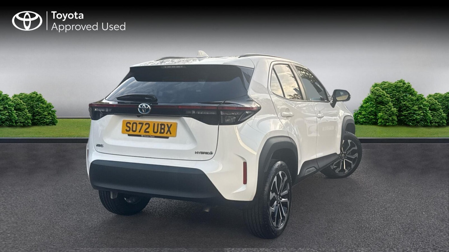 Used Toyota Yaris Cross 2023 for sale - 76676372: Photo 2