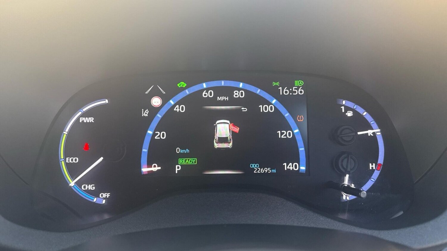 Used Toyota Yaris Cross 2023 for sale - 76676372: Photo 9