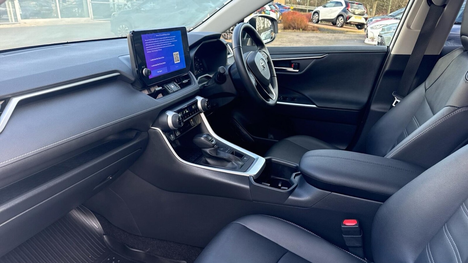 Used Toyota RAV4 2024 for sale - 77301372: Photo 10