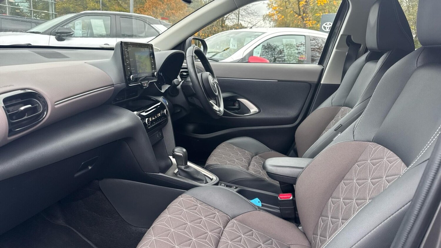 Used Toyota Yaris Cross 2023 for sale - 76676156: Photo 10