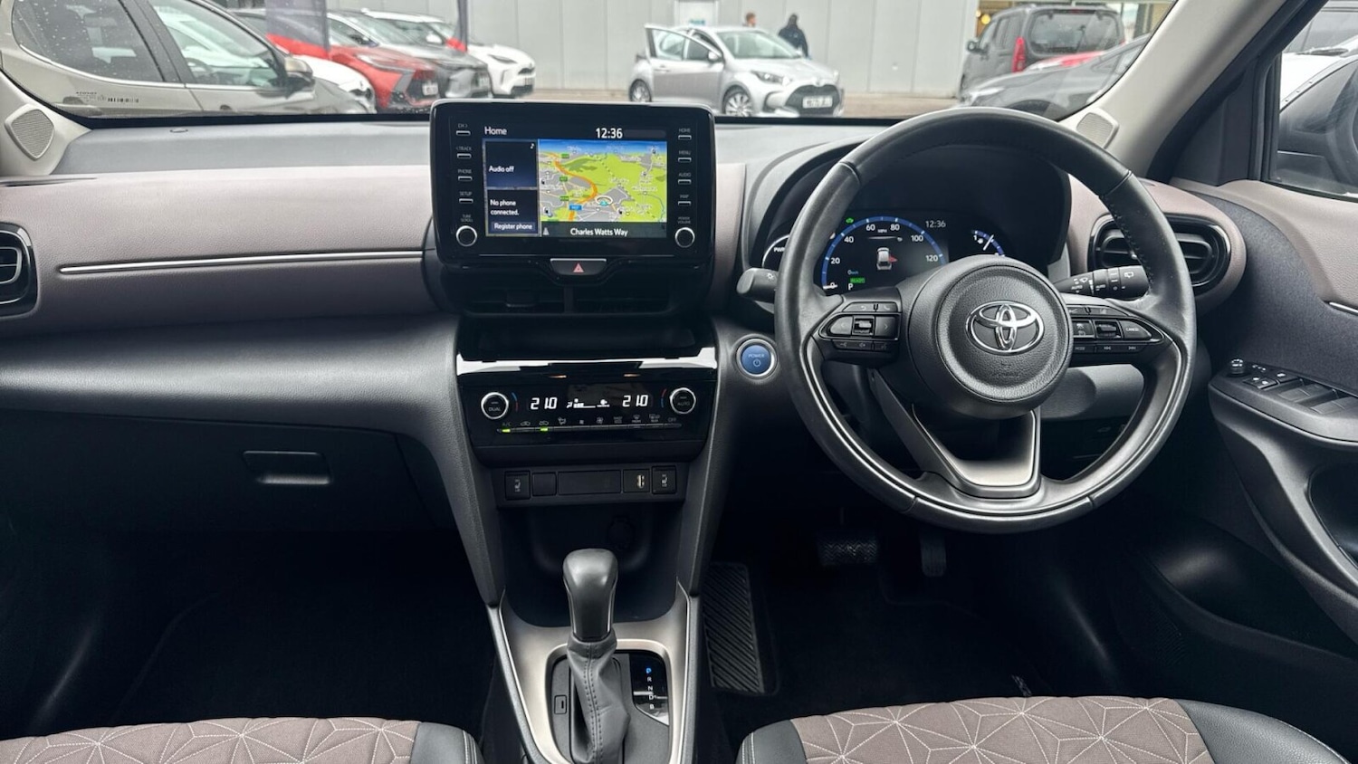Used Toyota Yaris Cross 2023 for sale - 76676156: Photo 5
