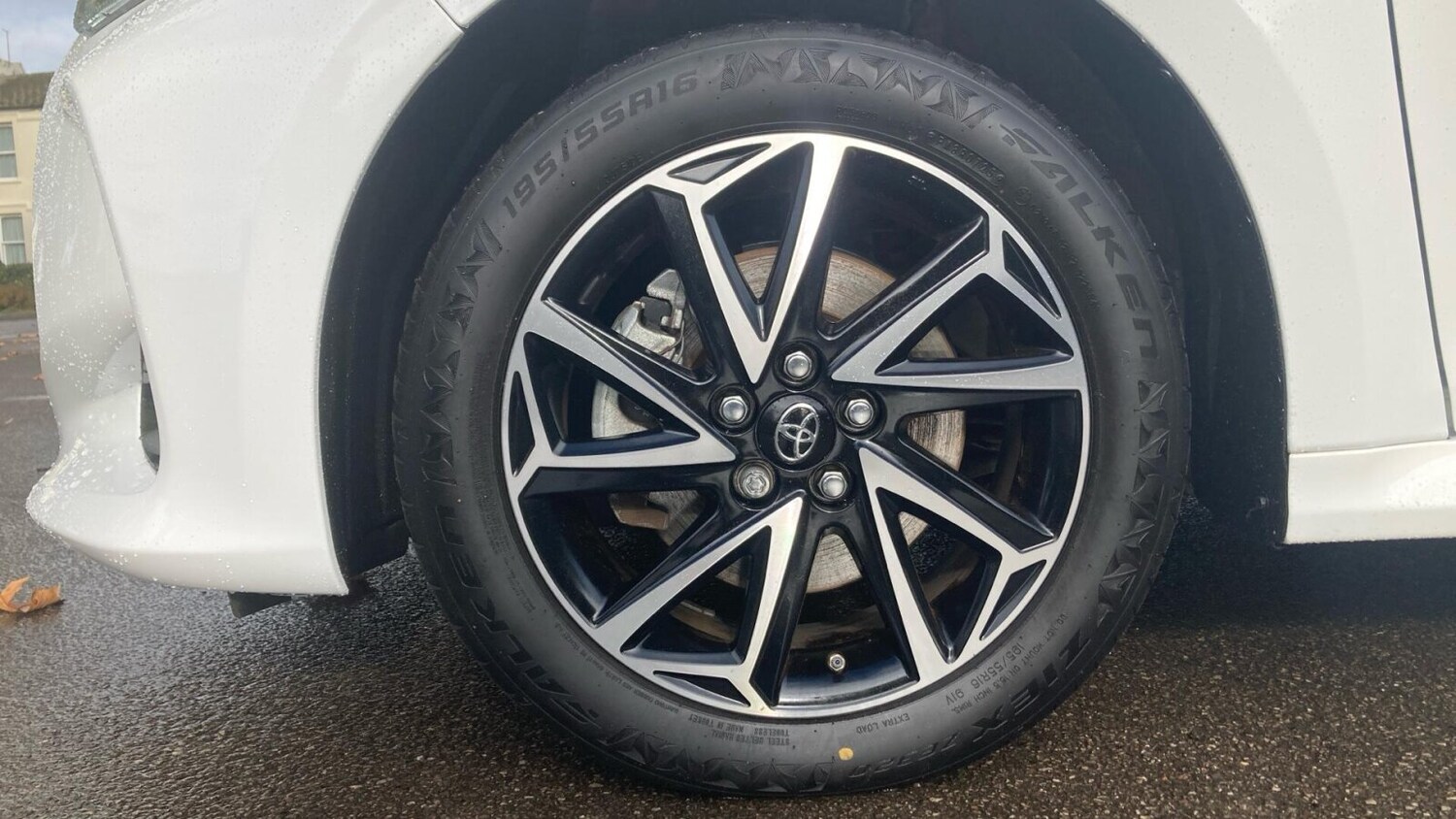 Used Toyota Yaris 2024 for sale - 76678369: Photo 18