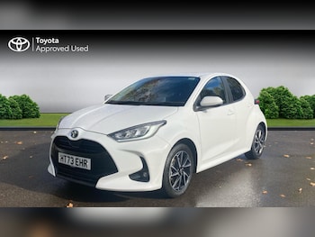 Used Toyota Yaris 2024 for sale - 76678369: Photo
