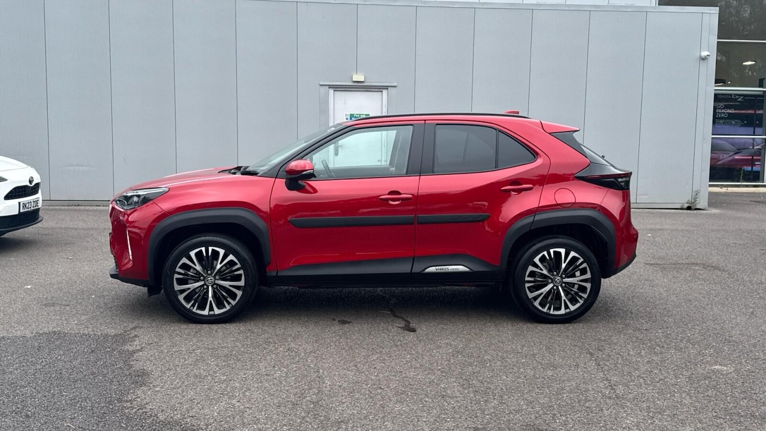 Used Toyota Yaris Cross 2023 for sale - 76837334: Photo 17