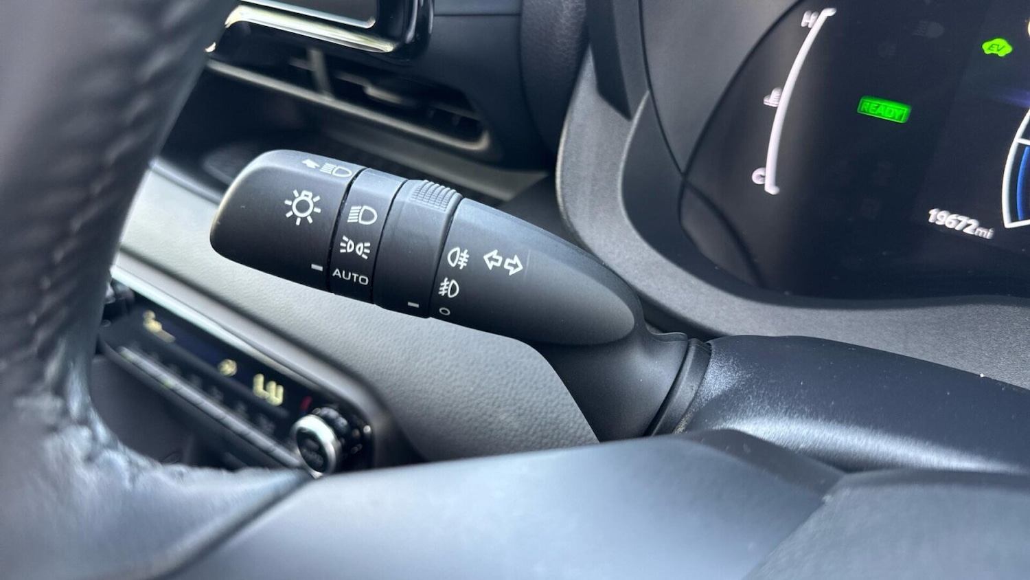 Used Toyota Yaris 2024 for sale - 78183395: Photo 17