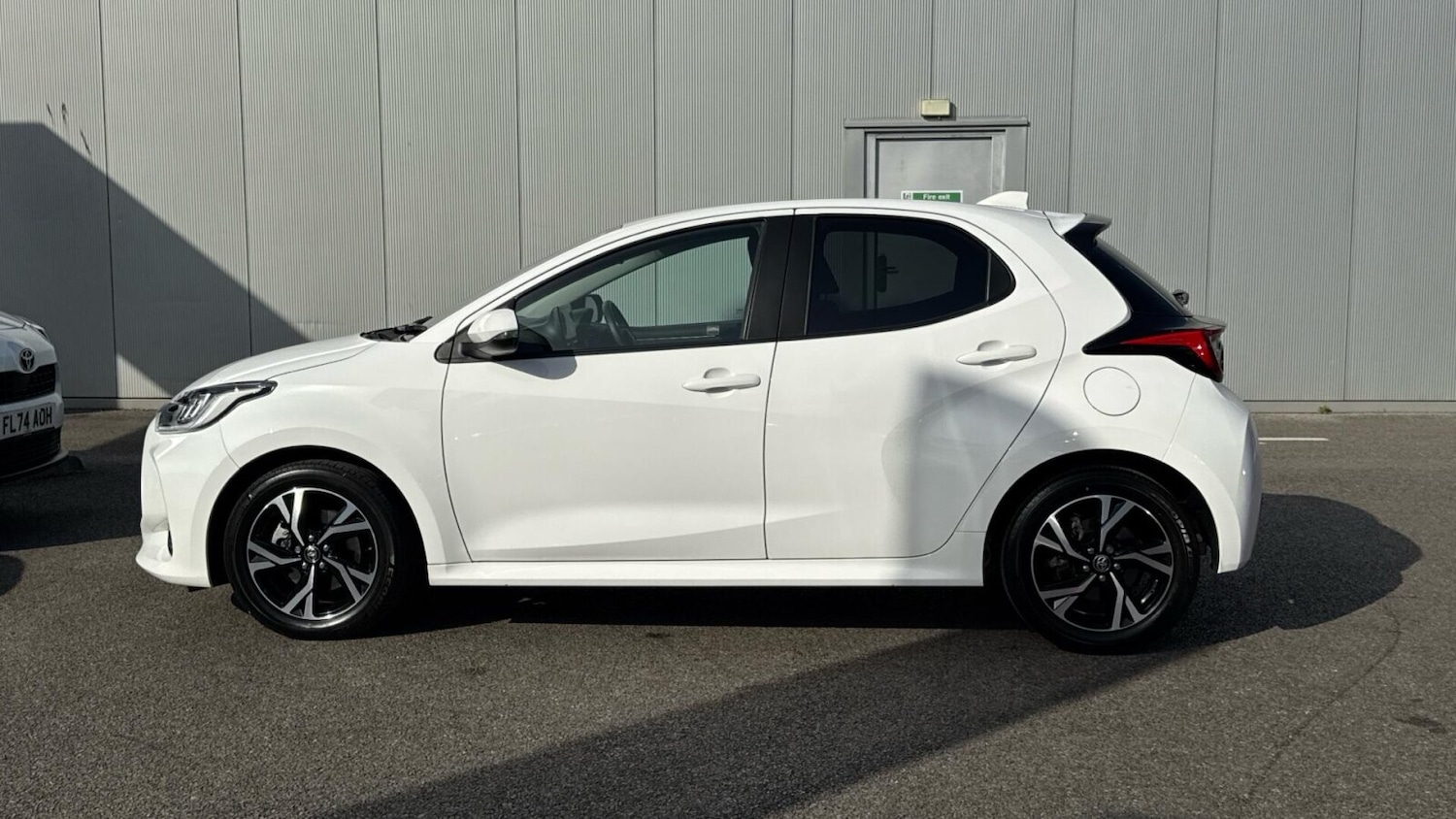 Used Toyota Yaris 2024 for sale - 78183395: Photo 25