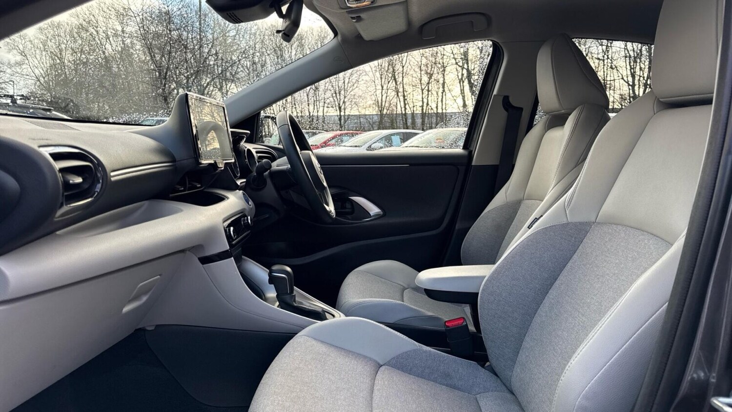 Used Toyota Yaris 2023 for sale - 77227845: Photo 10