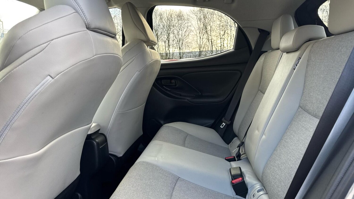 Used Toyota Yaris 2023 for sale - 77227845: Photo 13