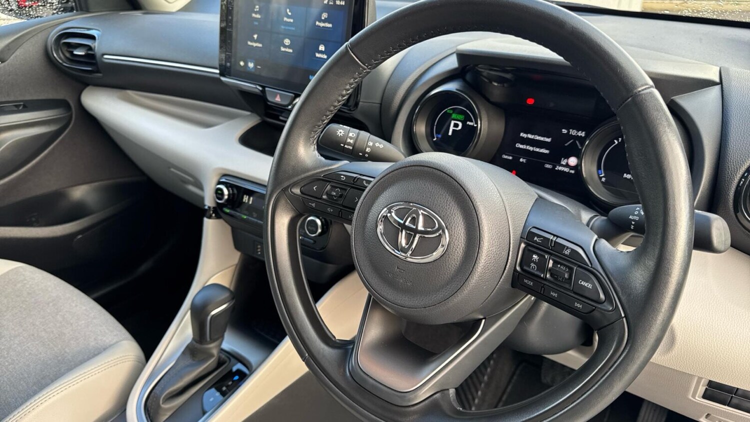 Used Toyota Yaris 2023 for sale - 77227845: Photo 8