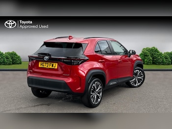 Used Toyota Yaris Cross 2023 for sale - 76231339: Photo