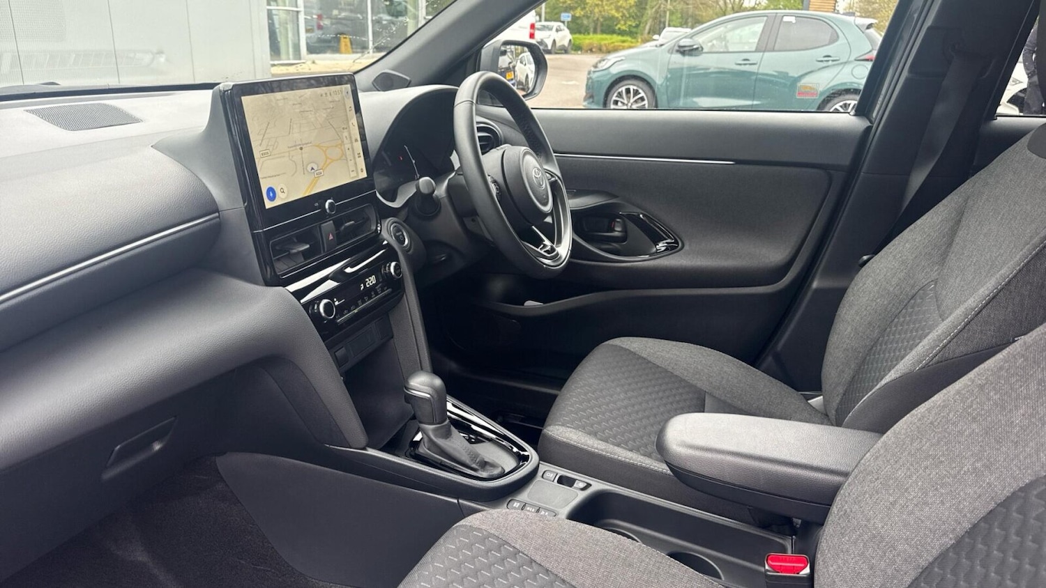 Used Toyota Yaris Cross 2024 for sale - 78145587: Photo 6