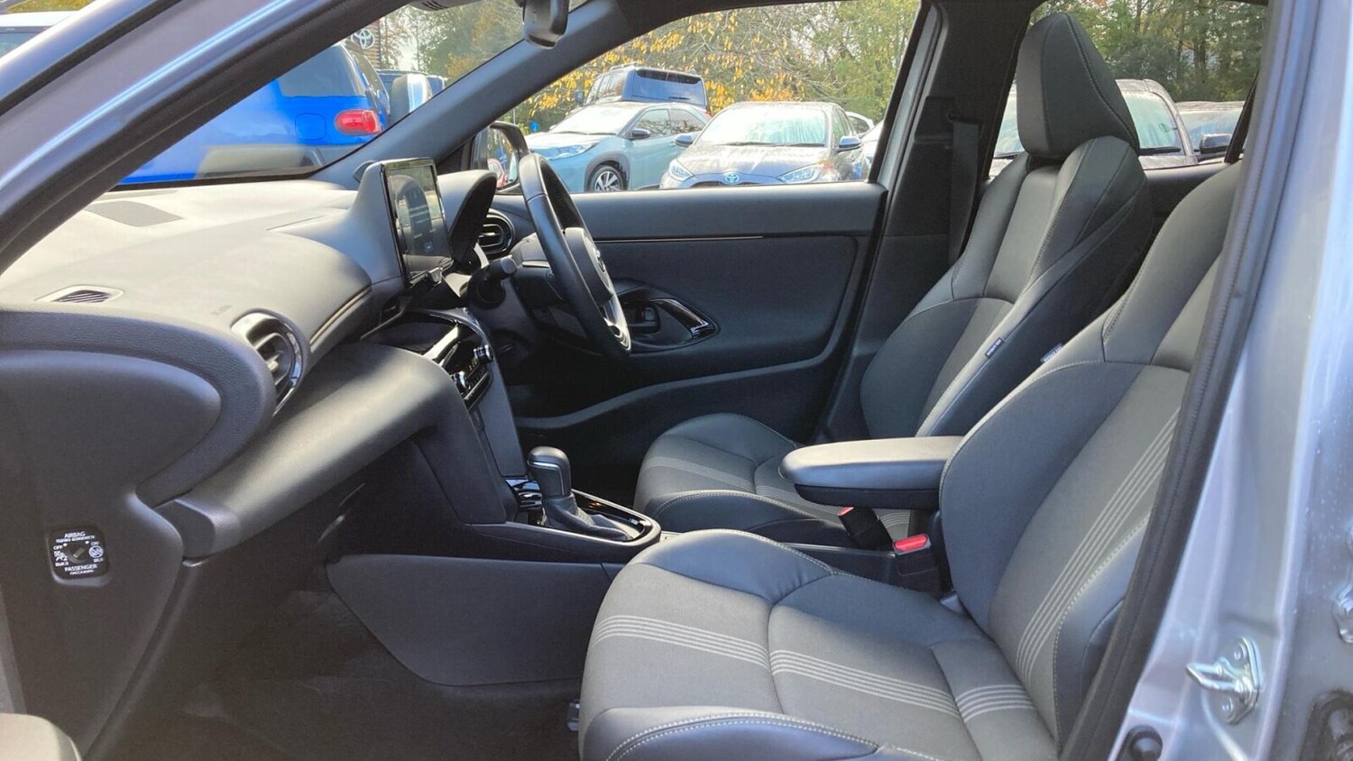 Used Toyota Yaris Cross 2022 for sale - 76674297: Photo 10