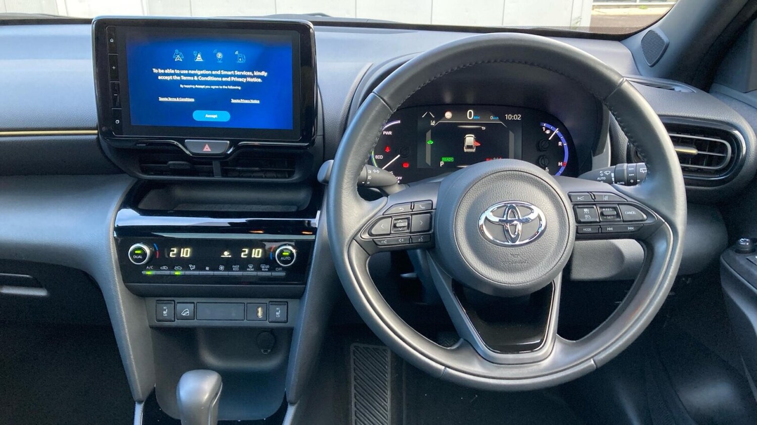 Used Toyota Yaris Cross 2022 for sale - 76674297: Photo 6