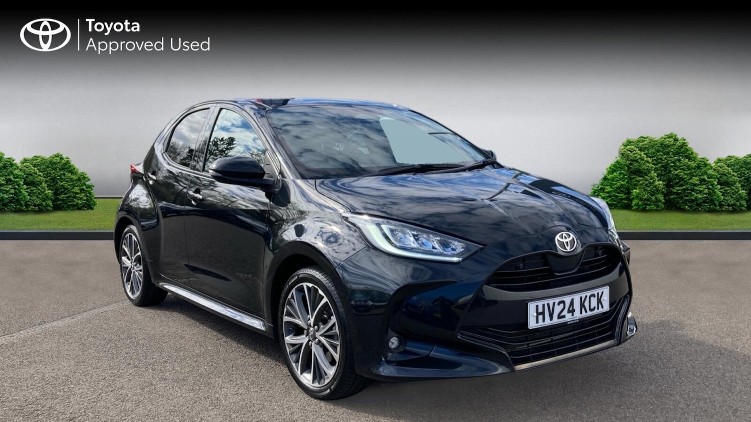 Used Toyota Yaris 2024 for sale - 78133462: Photo 1