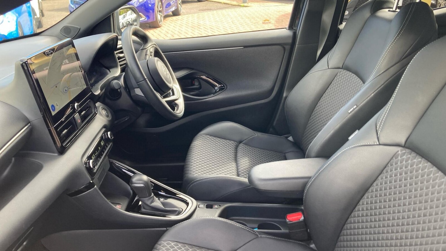 Used Toyota Yaris 2024 for sale - 78133462: Photo 10