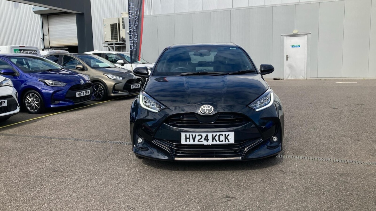 Used Toyota Yaris 2024 for sale - 78133462: Photo 15