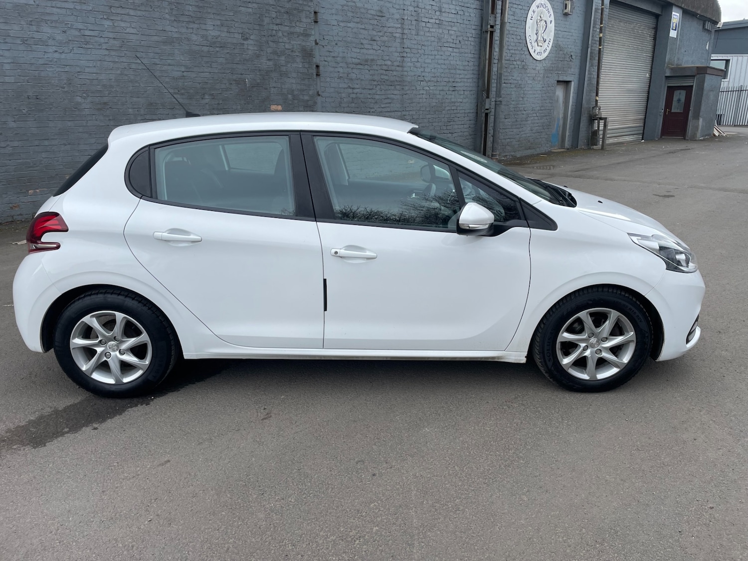 Used Peugeot 208 2016 for sale - 78027253: Photo 3