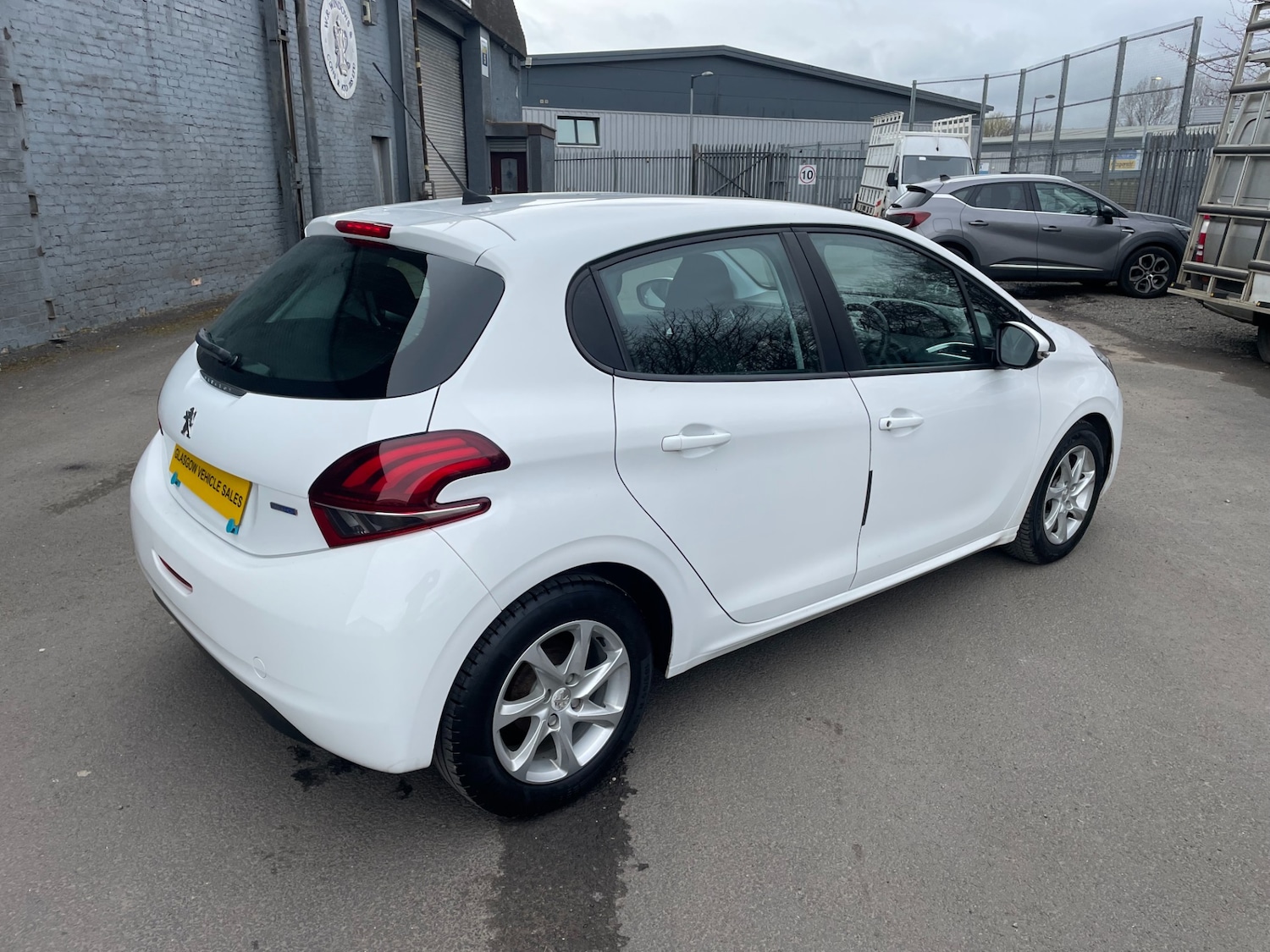 Used Peugeot 208 2016 for sale - 78027253: Photo 4