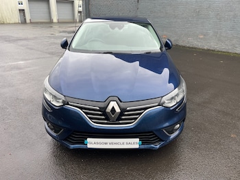 Used Renault Megane 2016 for sale - 76143947: Photo