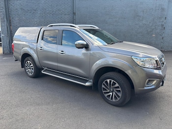 Nissan - Navara