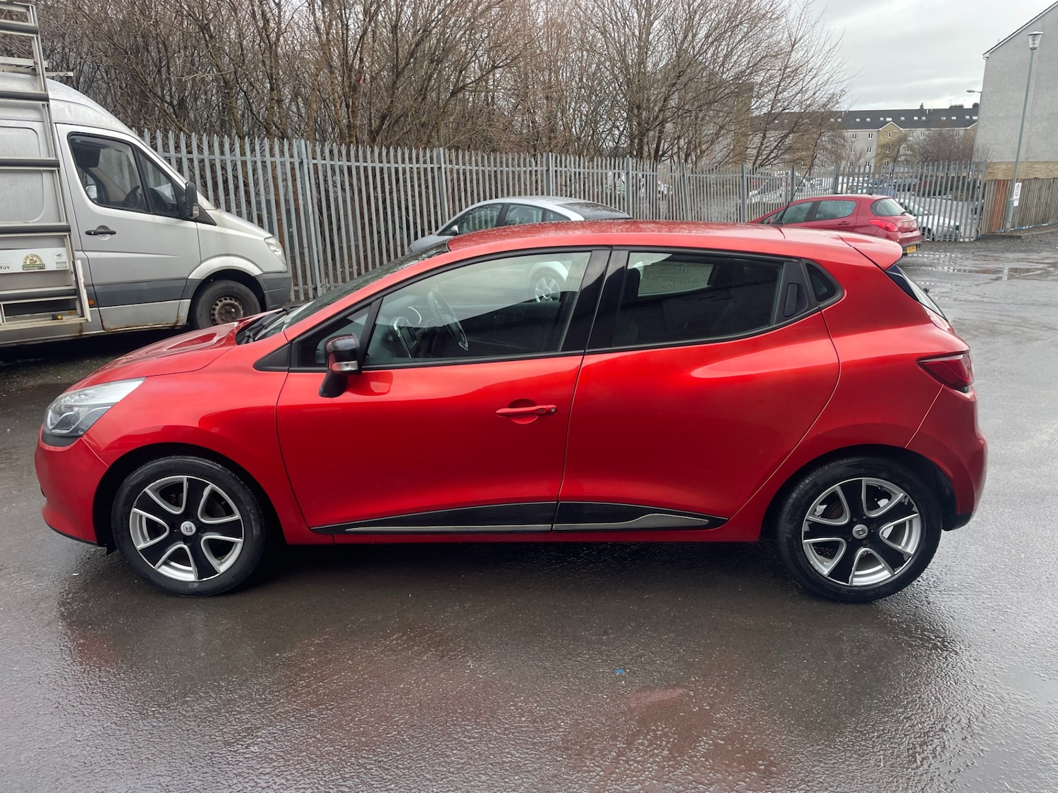 Used Renault Clio 2016 for sale - 77103412: Photo 3