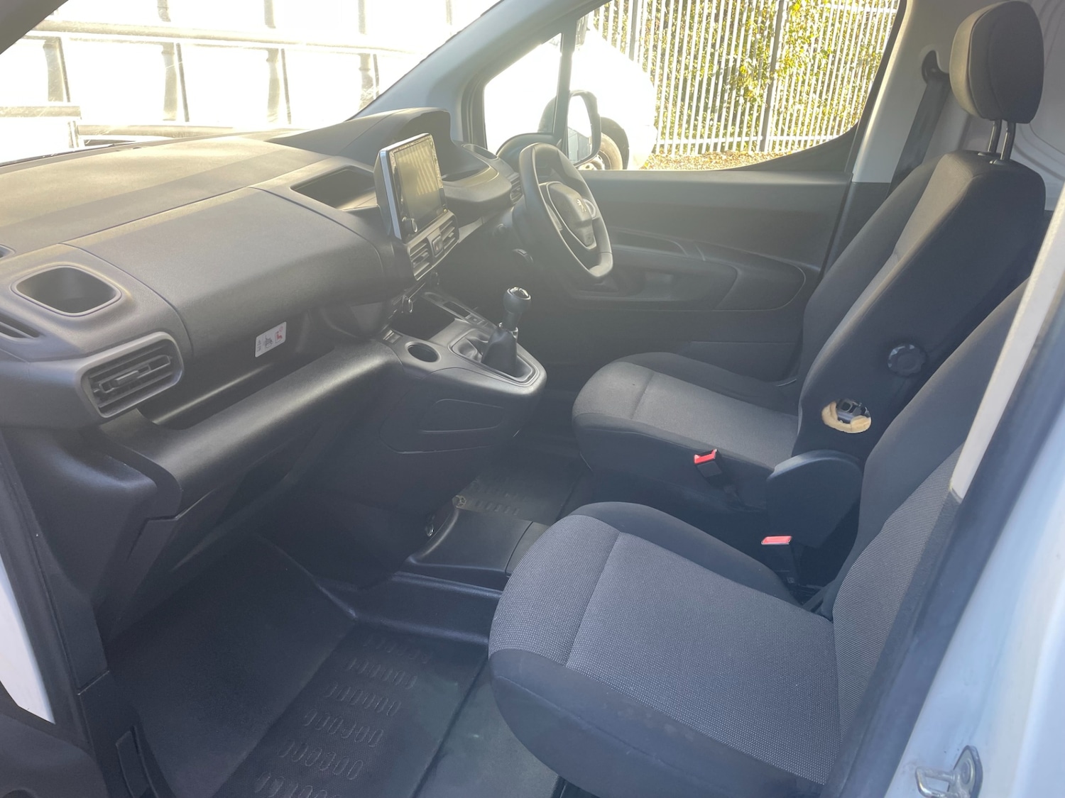 Used Peugeot Partner 2020 for sale - 76365457: Photo 15