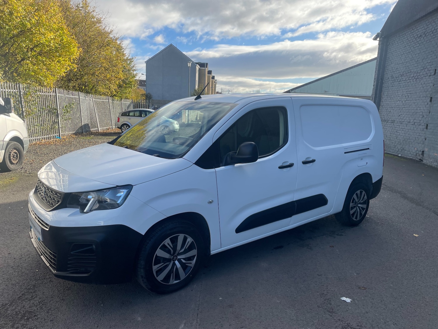 Used Peugeot Partner 2020 for sale - 76365457: Photo 3