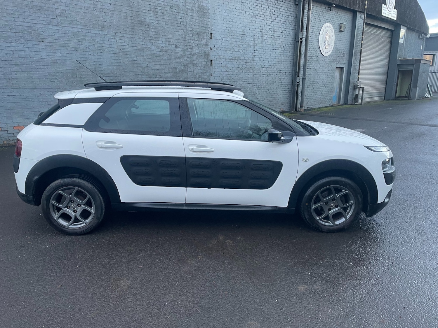 Used Citroen C4 Cactus 2015 for sale - 76663326: Photo 4