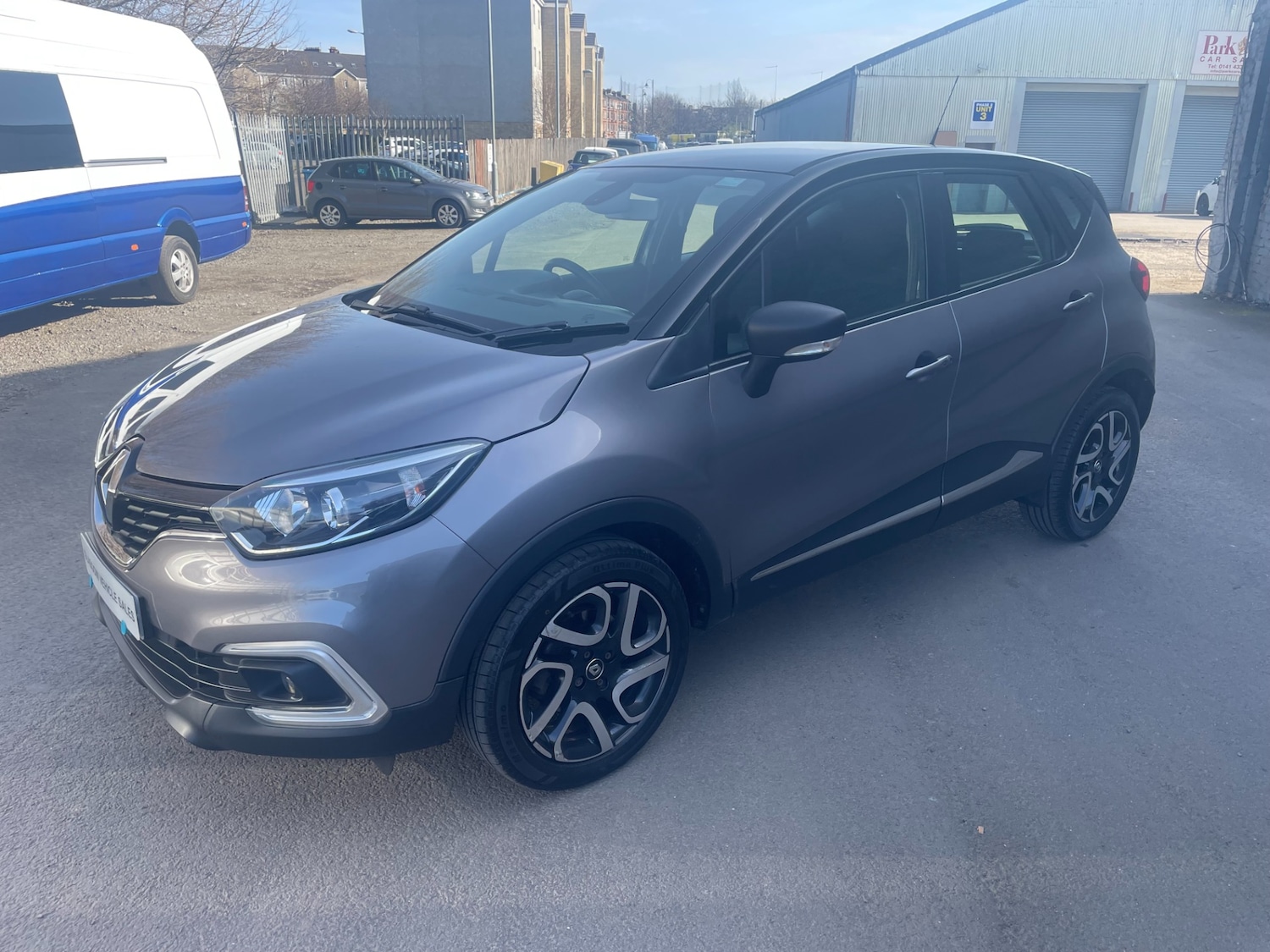Used Renault Captur 2018 for sale - 77946211: Photo 3