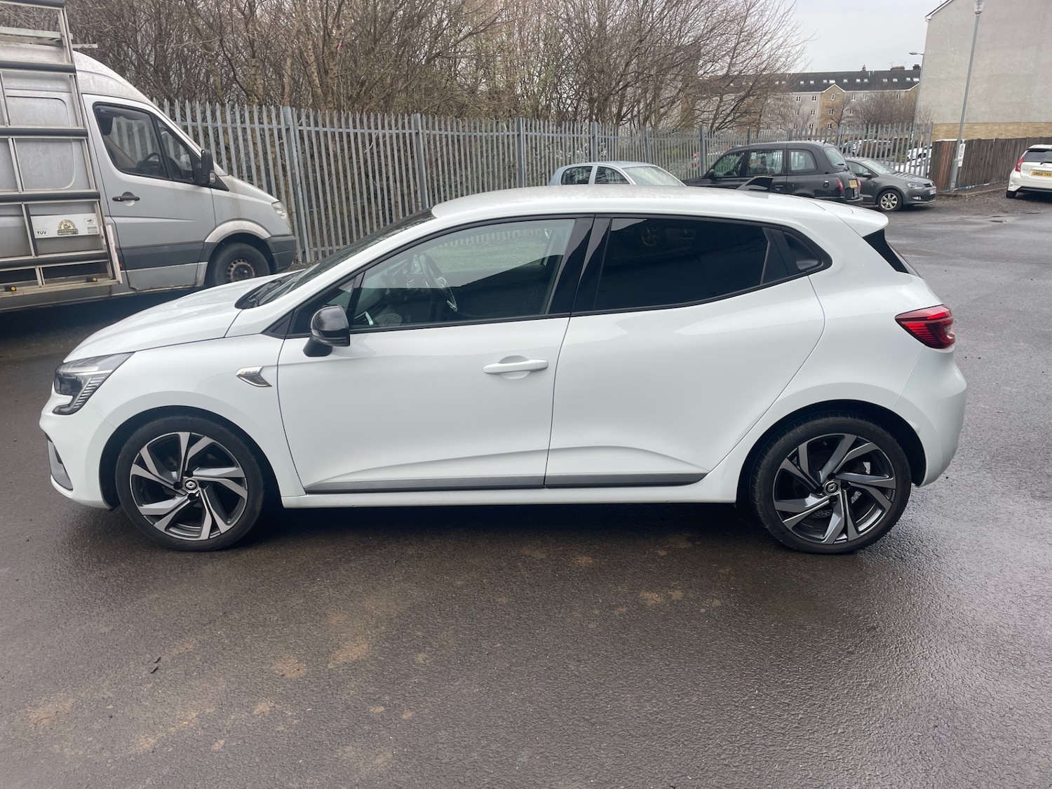 Used Renault Clio 2023 for sale - 78121929: Photo 8