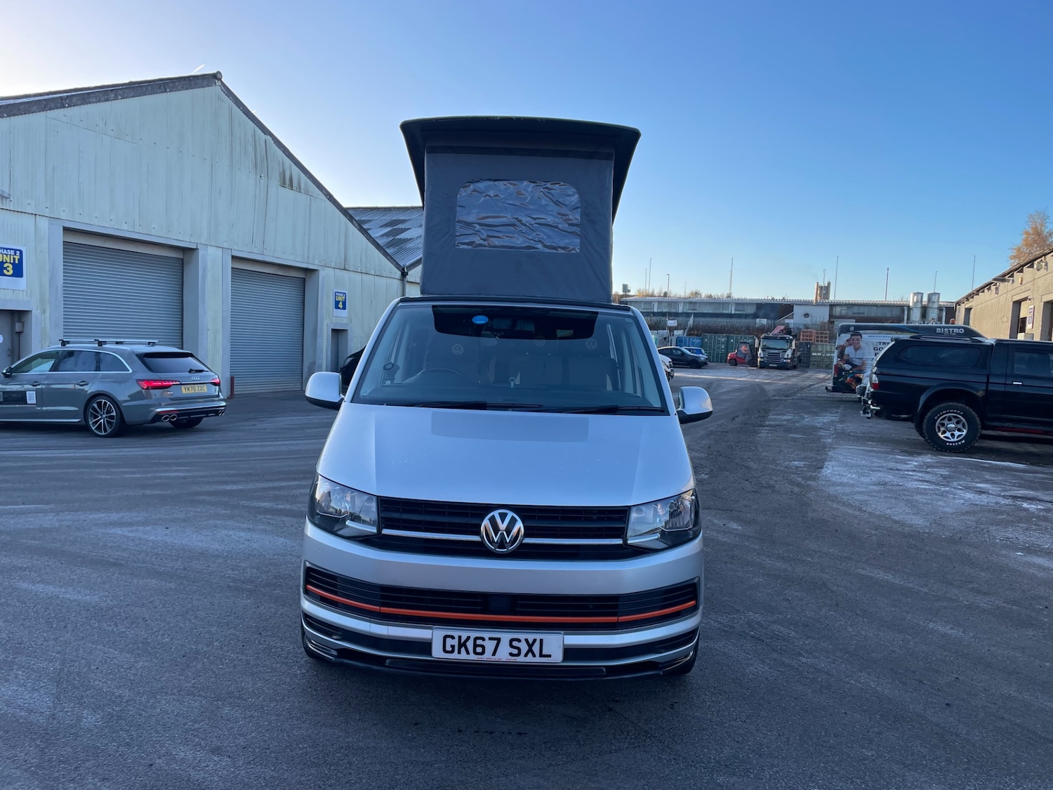 Used Volkswagen Transporter 2017 for sale - 77460456: Photo 2