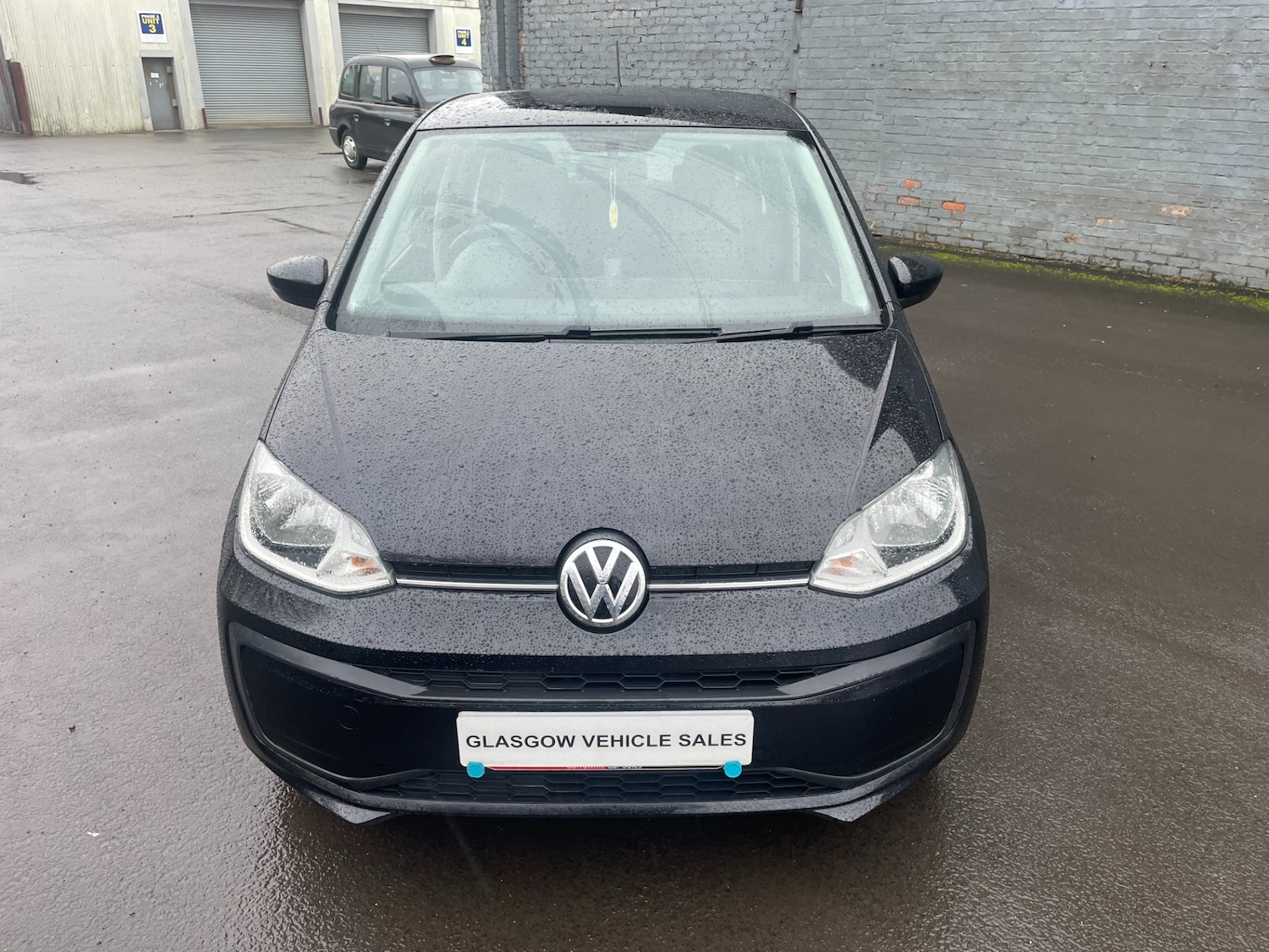 Used Volkswagen up! 2018 for sale - 77404627: Photo 2