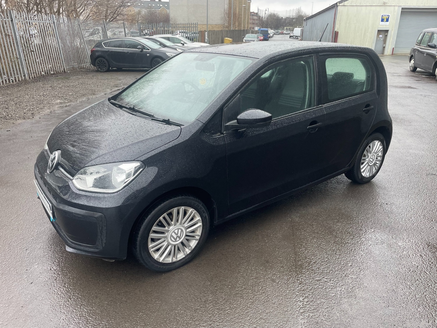 Used Volkswagen up! 2018 for sale - 77404627: Photo 3