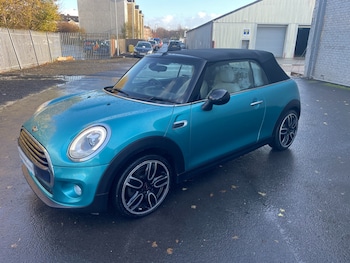 Used MINI Convertible 2017 for sale - 79216224: Photo