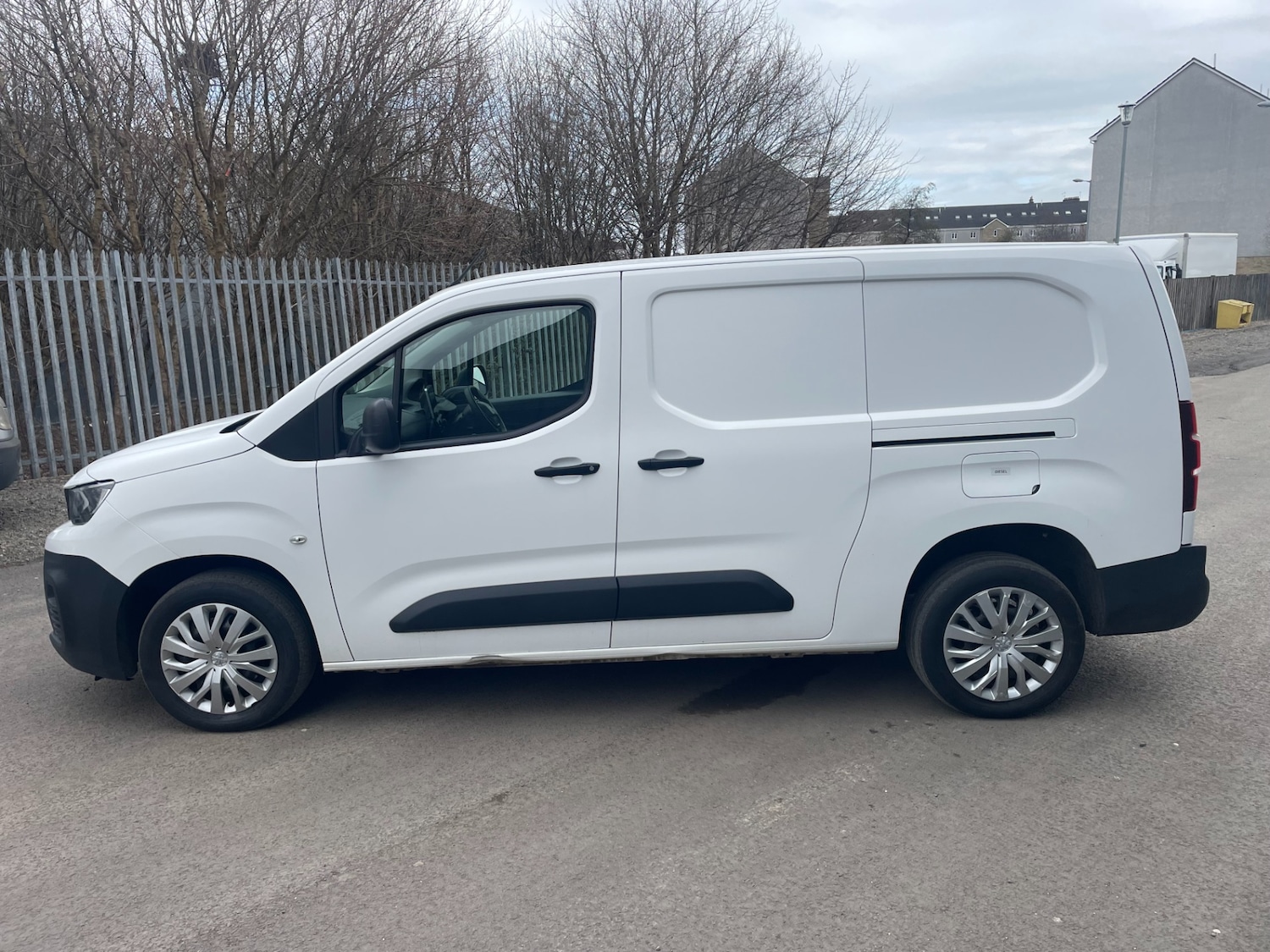 Used Peugeot Partner 2020 for sale - 77103393: Photo 9