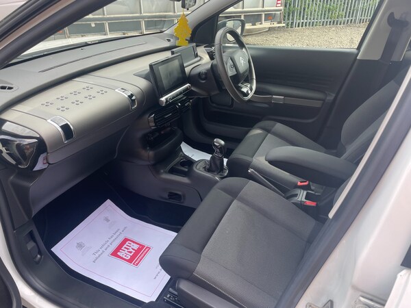 Used Citroen C4 Cactus 2017 for sale - 74982469: Photo 15