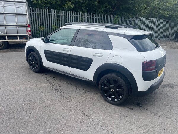 Used Citroen C4 Cactus 2017 for sale - 74982469: Photo 4