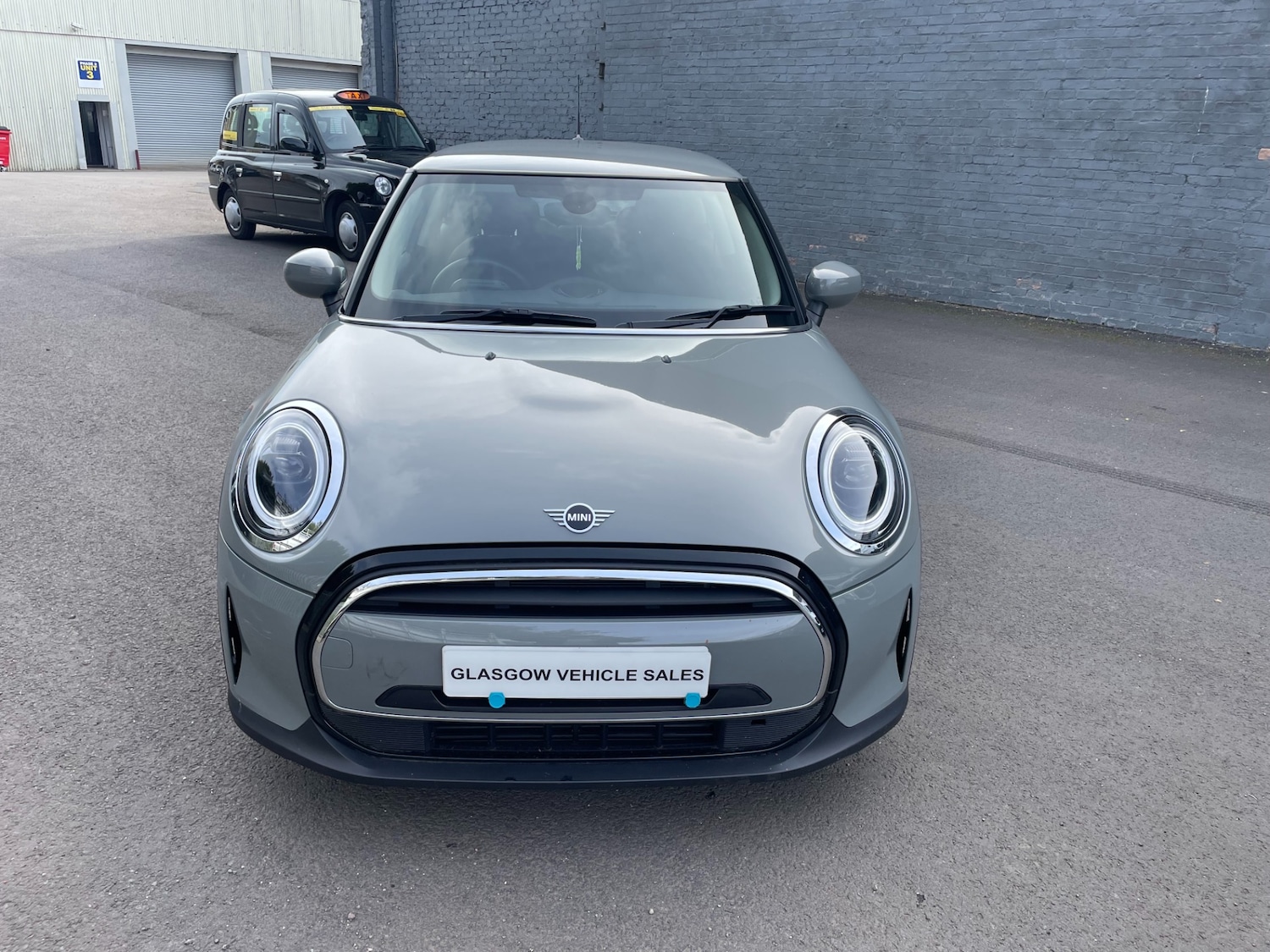 Used MINI Hatch 2022 for sale - 75891383: Photo 2