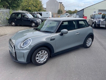 Used MINI Hatch 2022 for sale - 75891383: Photo