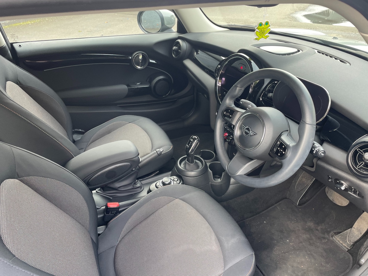 Used MINI Hatch 2022 for sale - 75891383: Photo 8