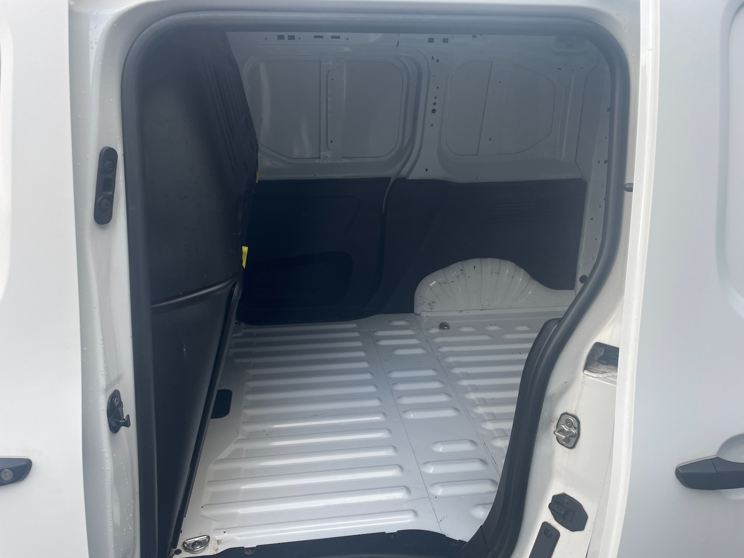 Used Peugeot Partner 2020 for sale - 76518428: Photo 12