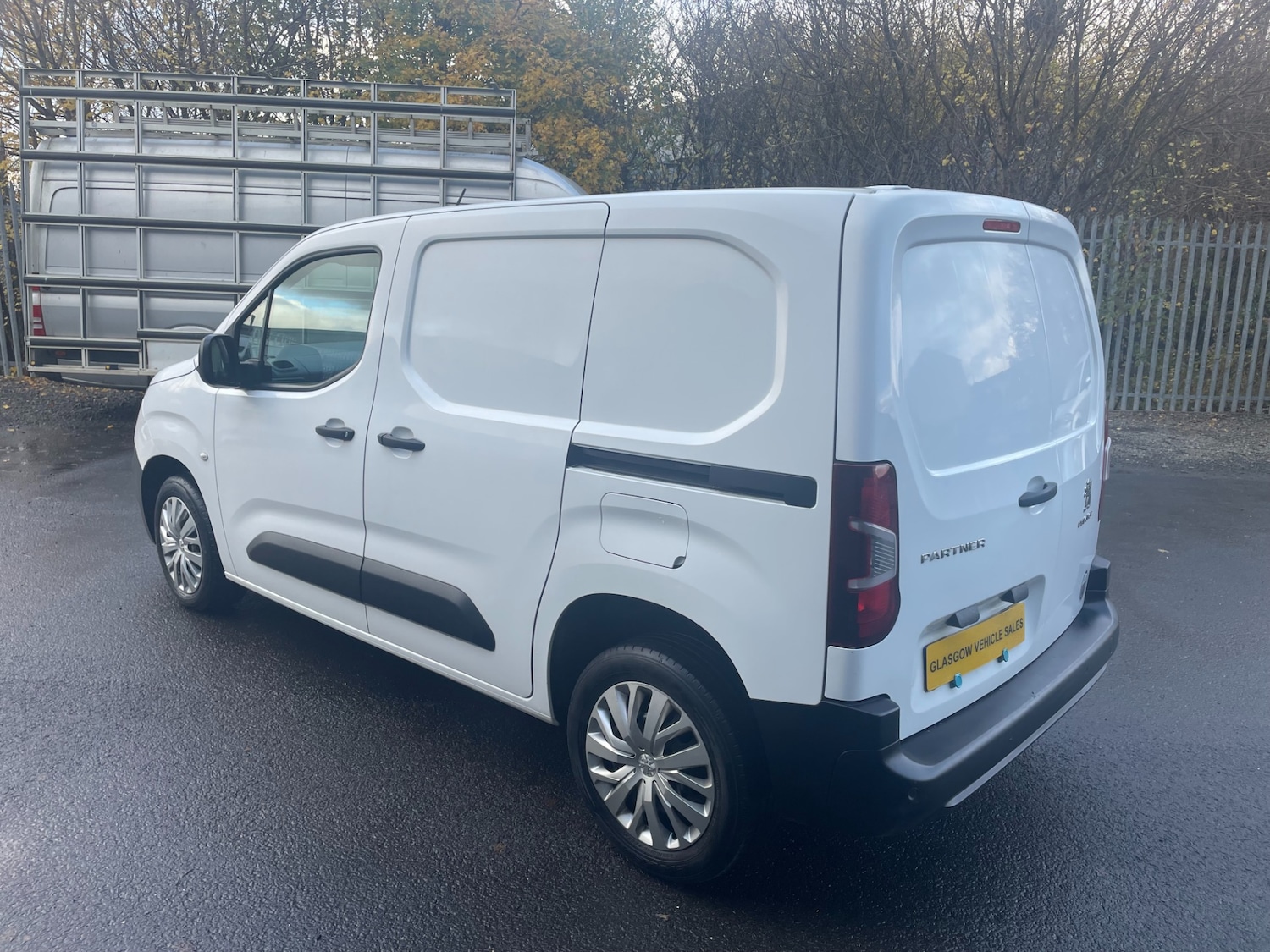 Used Peugeot Partner 2020 for sale - 76518428: Photo 9