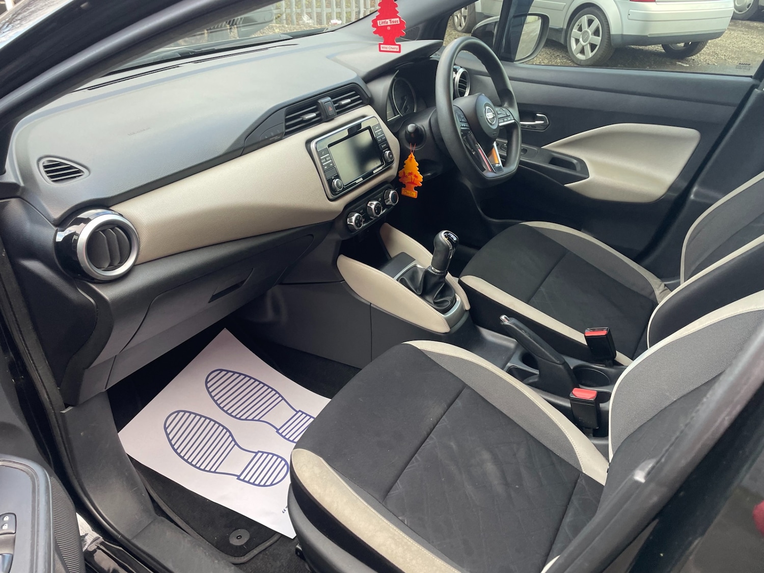 Used Nissan Micra 2017 for sale - 76682108: Photo 14