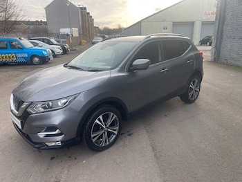 Used Nissan Qashqai 2017 for sale - 77579384: Photo