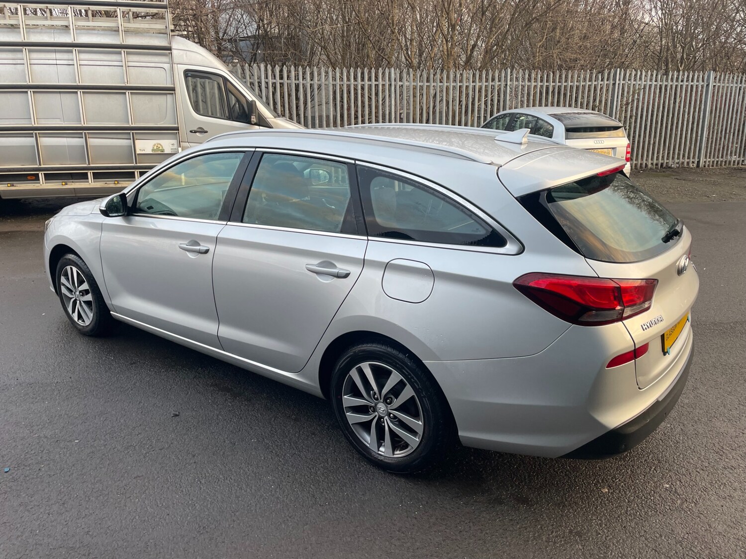 Used Hyundai i30 2018 for sale - 77183299: Photo 8