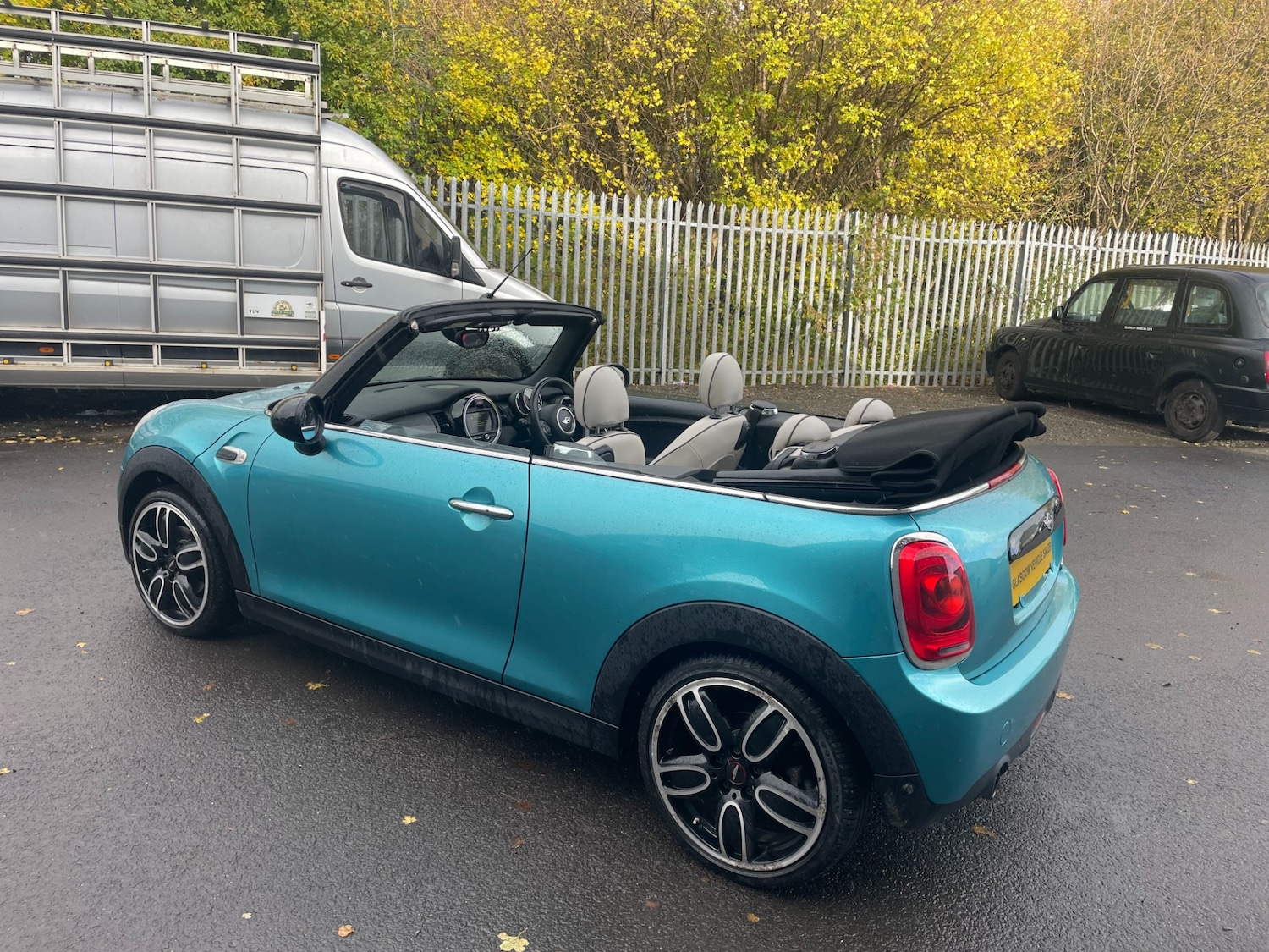 Used MINI Convertible 2017 for sale - 76391829: Photo 9