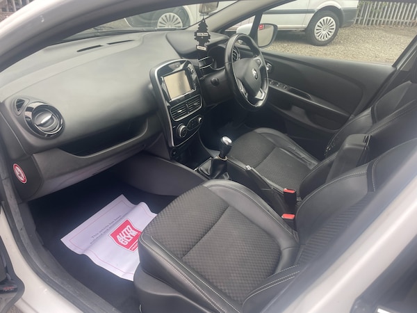 Used Renault Clio 2017 for sale - 75638449: Photo 14
