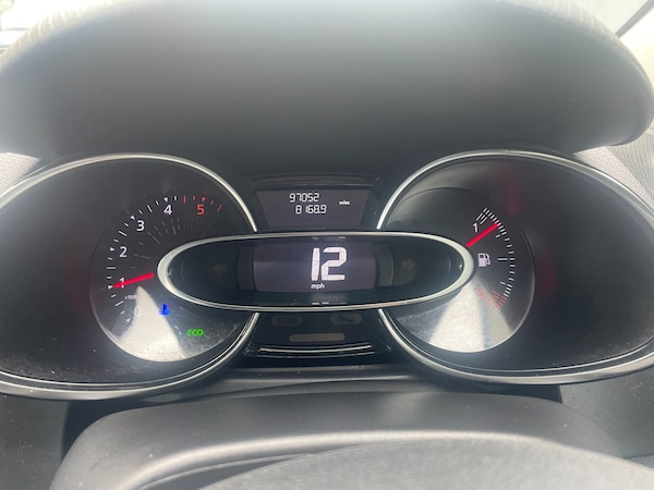 Used Renault Clio 2017 for sale - 75638449: Photo 16