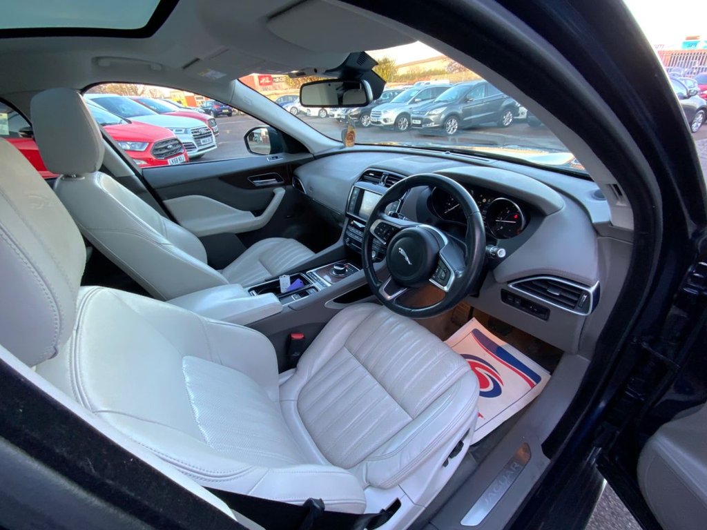 Used Jaguar F-Pace 2018 for sale - 77227591: Photo 2